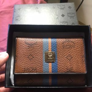 mcm short wallet